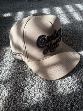 'Cowboy Hat' Script Logo Snapback Cap
